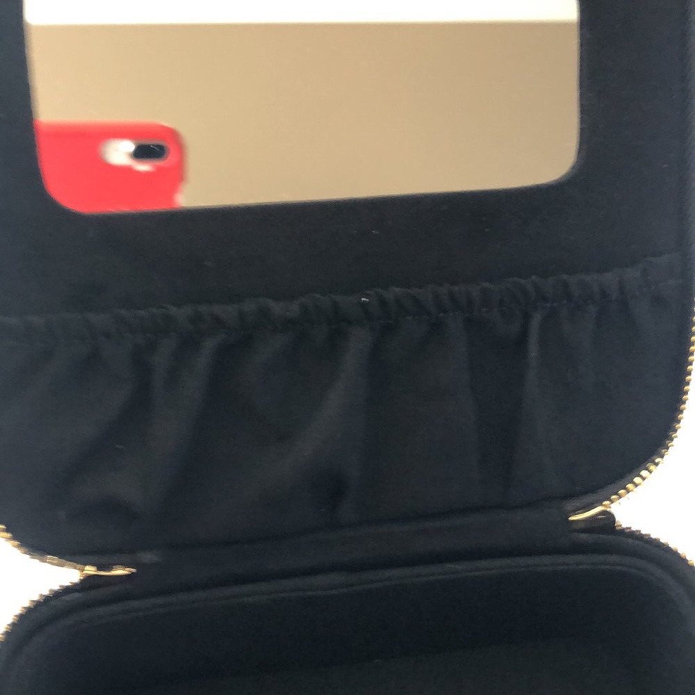 Brand new jewelry box or sunglasses case - Picture 4 of 8